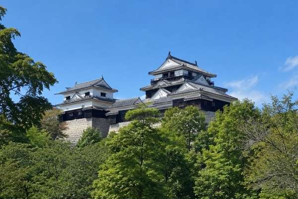 松山城